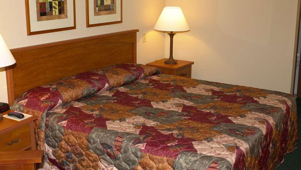 Super 8 By Wyndham Berlin Wi Hotell Rom bilde