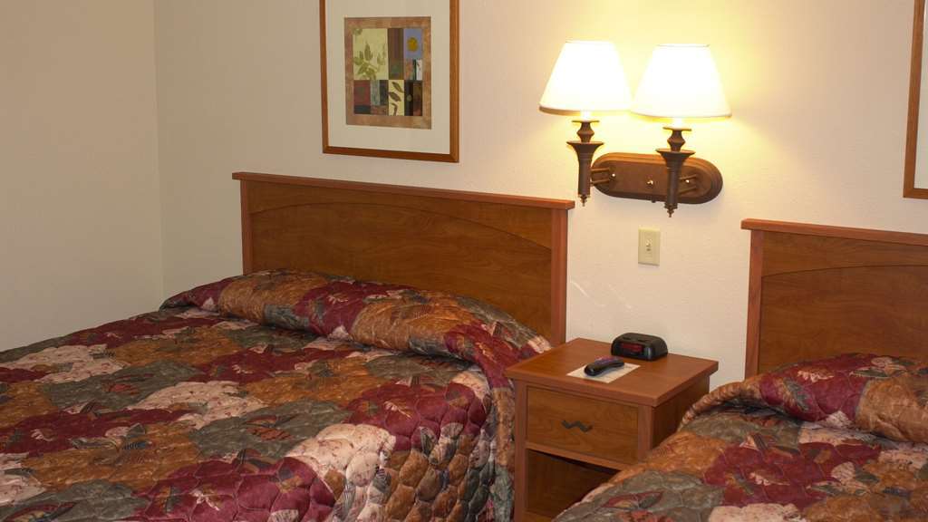 Super 8 By Wyndham Berlin Wi Hotell Rom bilde